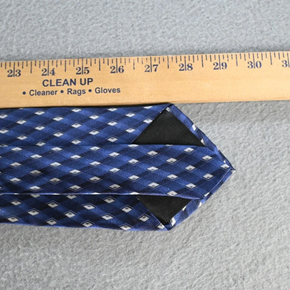 Umberto Bossi Mens Geometric Diamond Silk Necktie OS Blue Navy